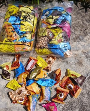 Coklat Almond